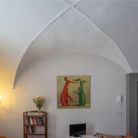 Tre Vie Apartment Con Terrazzo Giardino Pensile CTA Exteriör bild