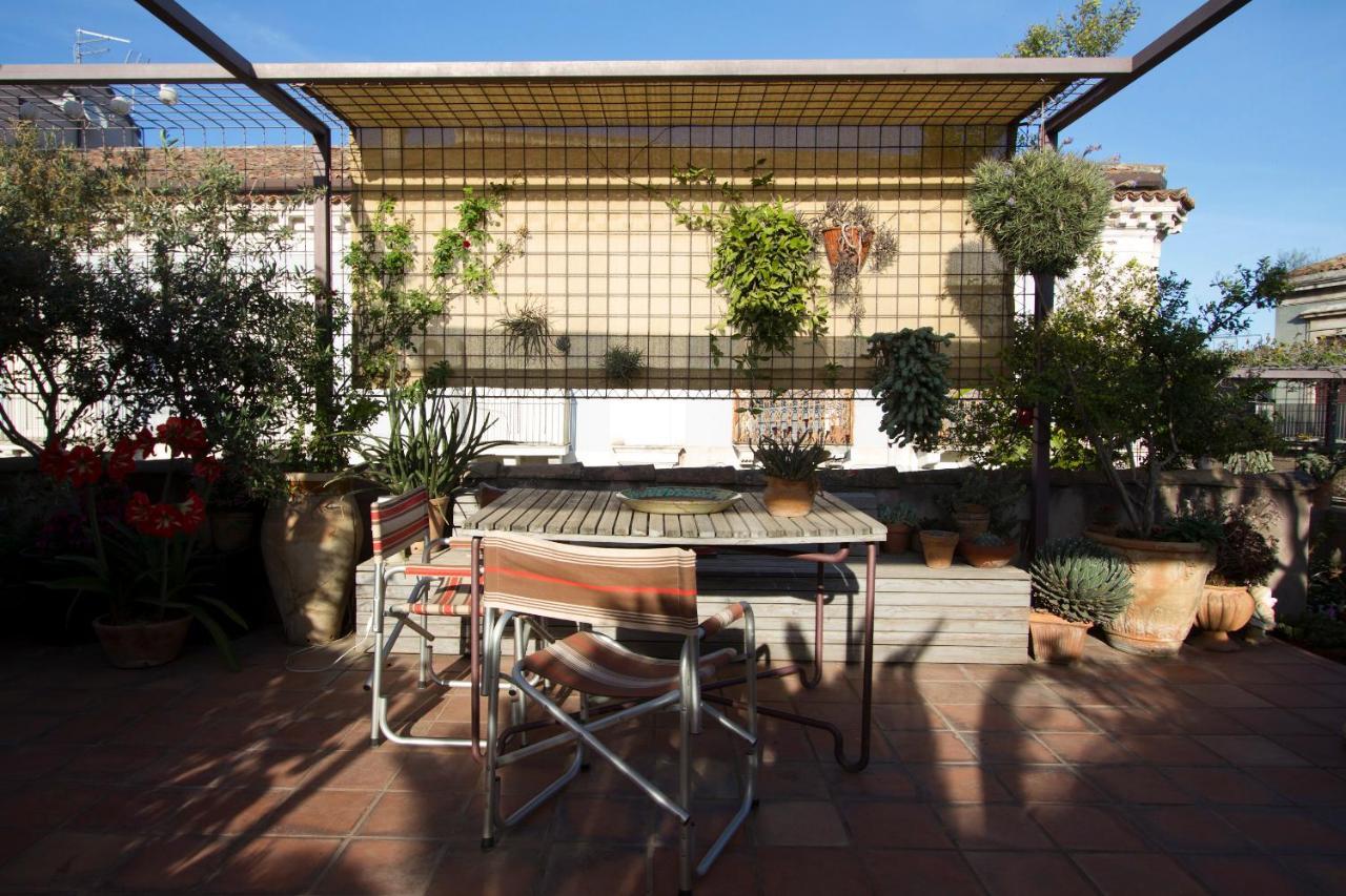 Tre Vie Apartment Con Terrazzo Giardino Pensile CTA Exteriör bild
