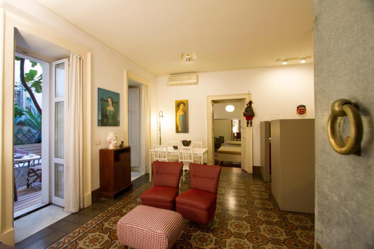 Tre Vie Apartment Con Terrazzo Giardino Pensile CTA Exteriör bild