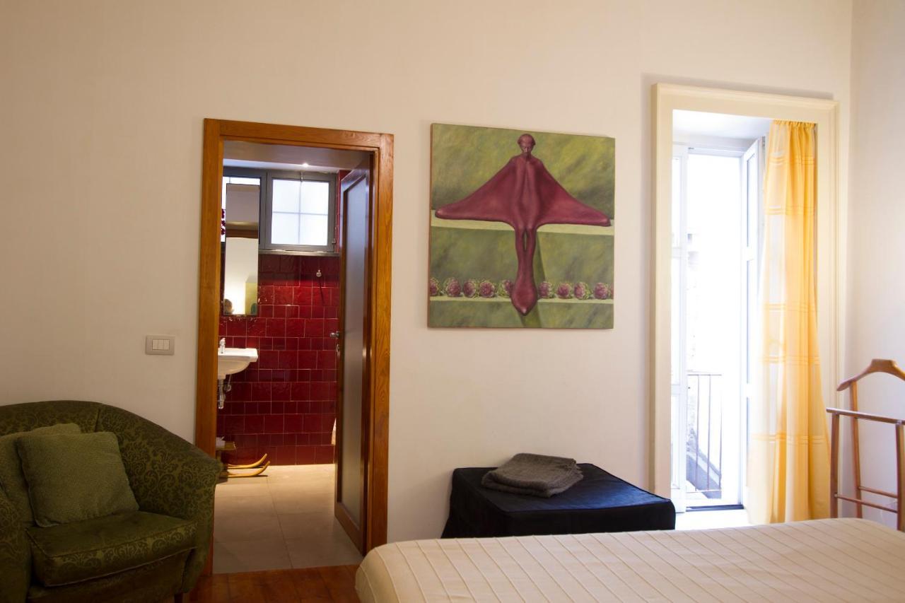 Tre Vie Apartment Con Terrazzo Giardino Pensile CTA Exteriör bild