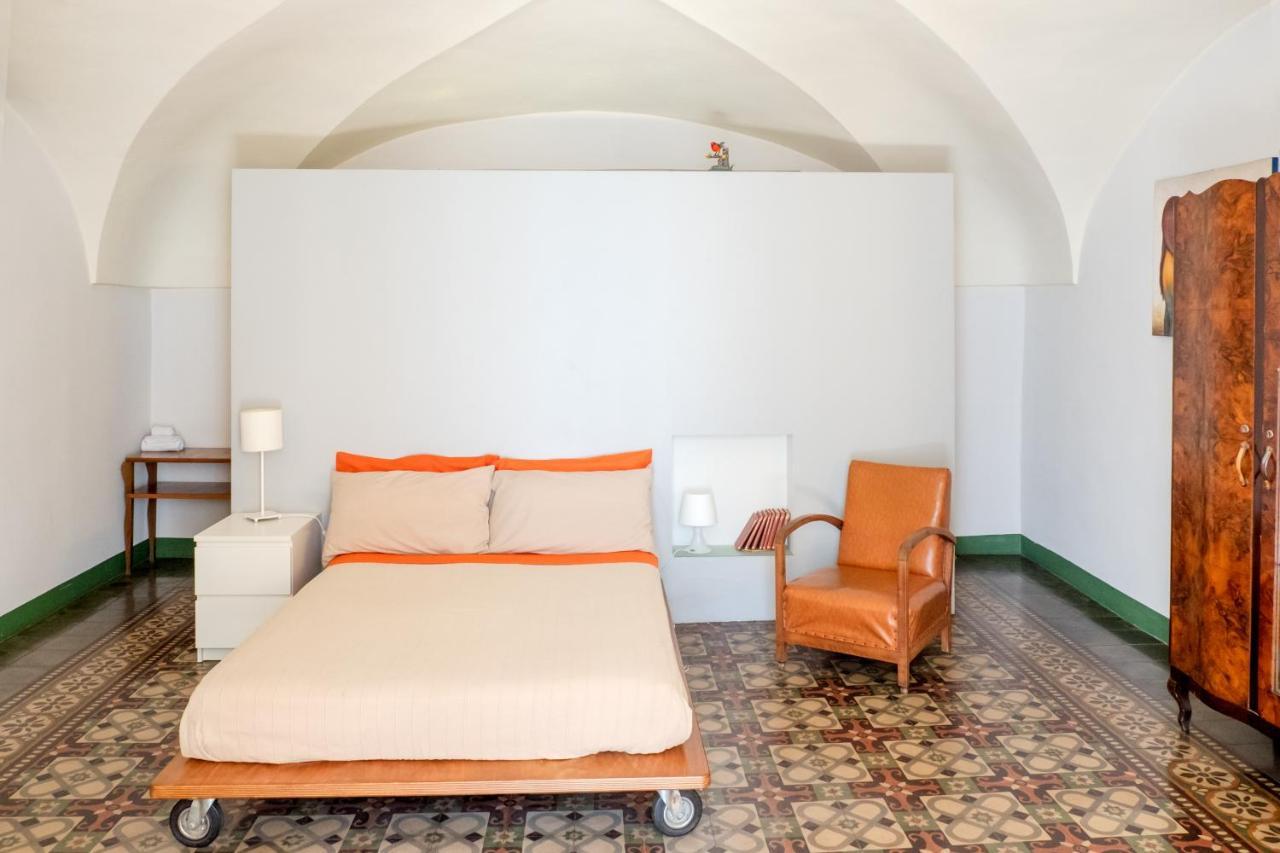 Tre Vie Apartment Con Terrazzo Giardino Pensile CTA Exteriör bild